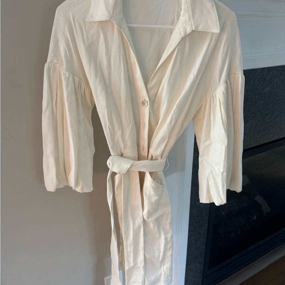 Veronica Beard Cream Long Sleeve Belted Shirt Dress
